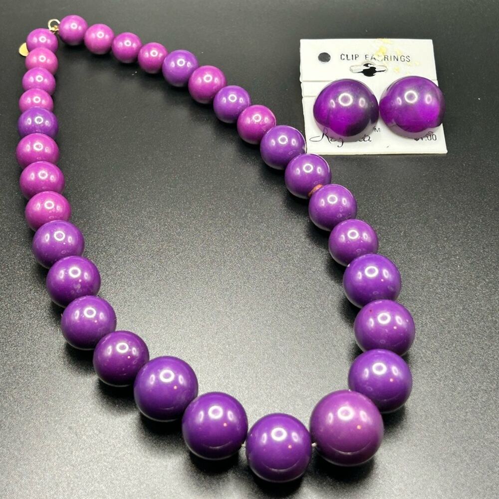 L0168 Alexis Kirk Vintage Necklace purple large bead & clip on purple earrings